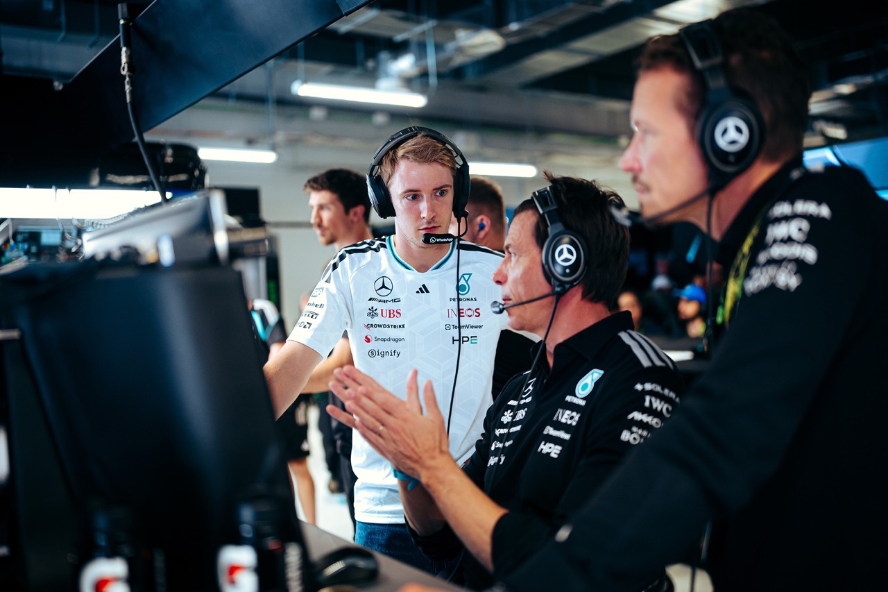 Wolff pide humildad antes de Bakú: «el circuito deja al descubierto cualquier debilidad»