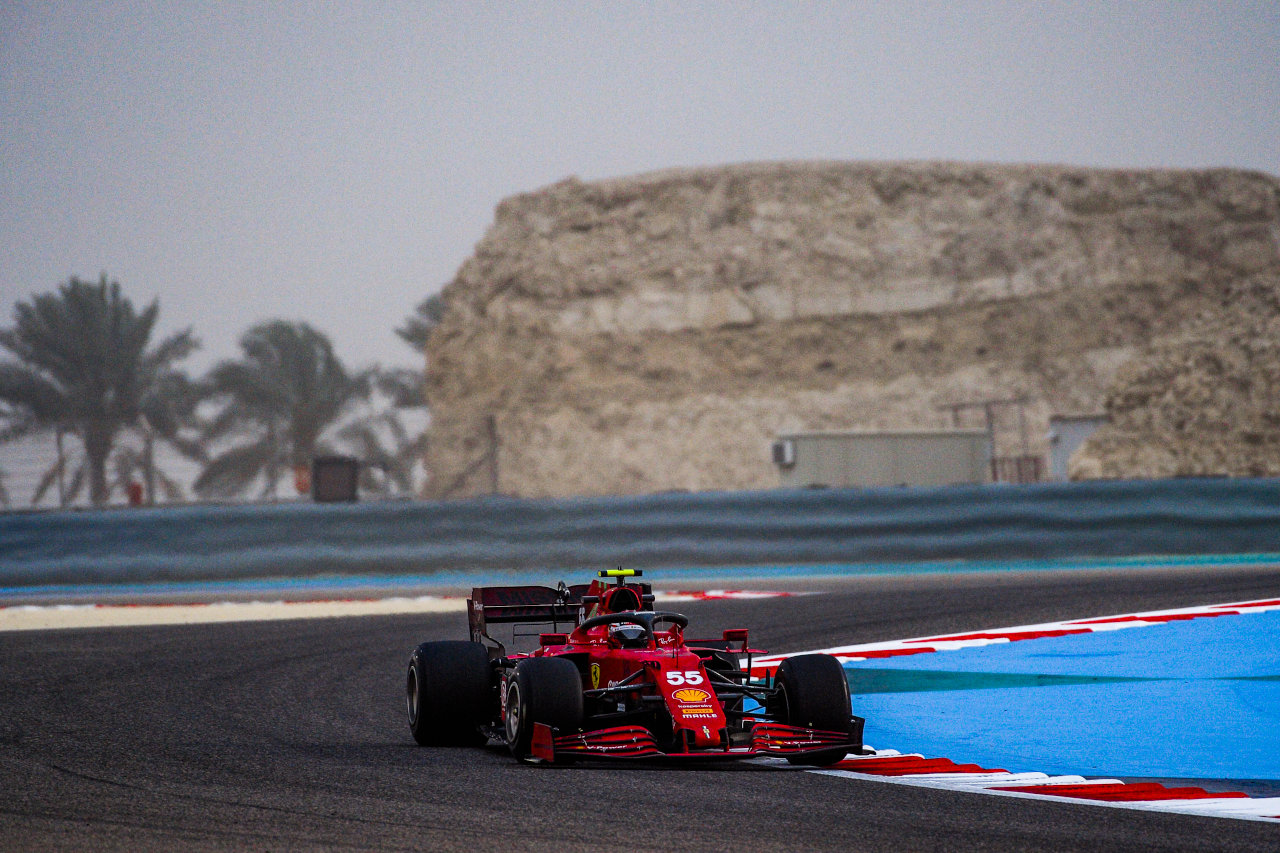 Carlos Sainz Ferrari SF21