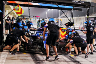 Tests F1 Bahrein Alonso pitstop