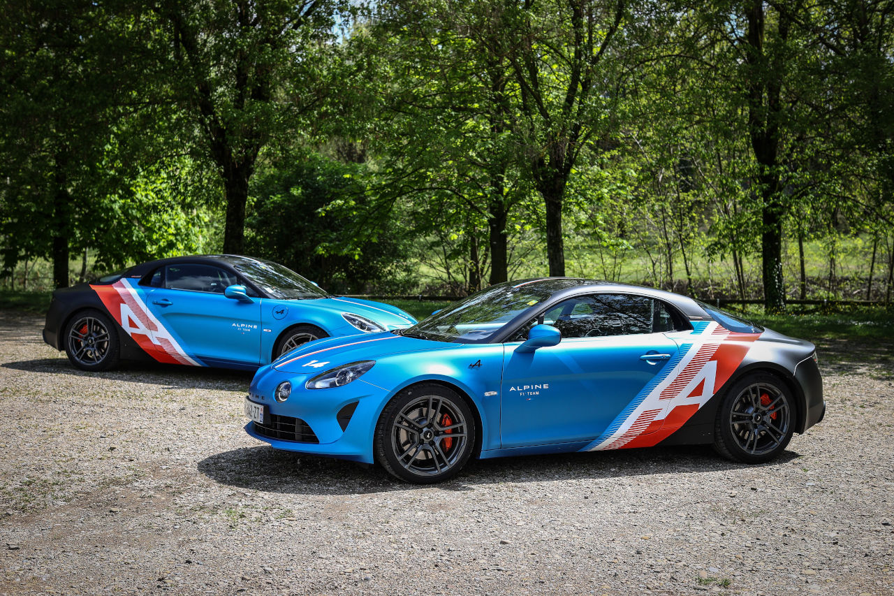 Alpine A110S Trackside Cars